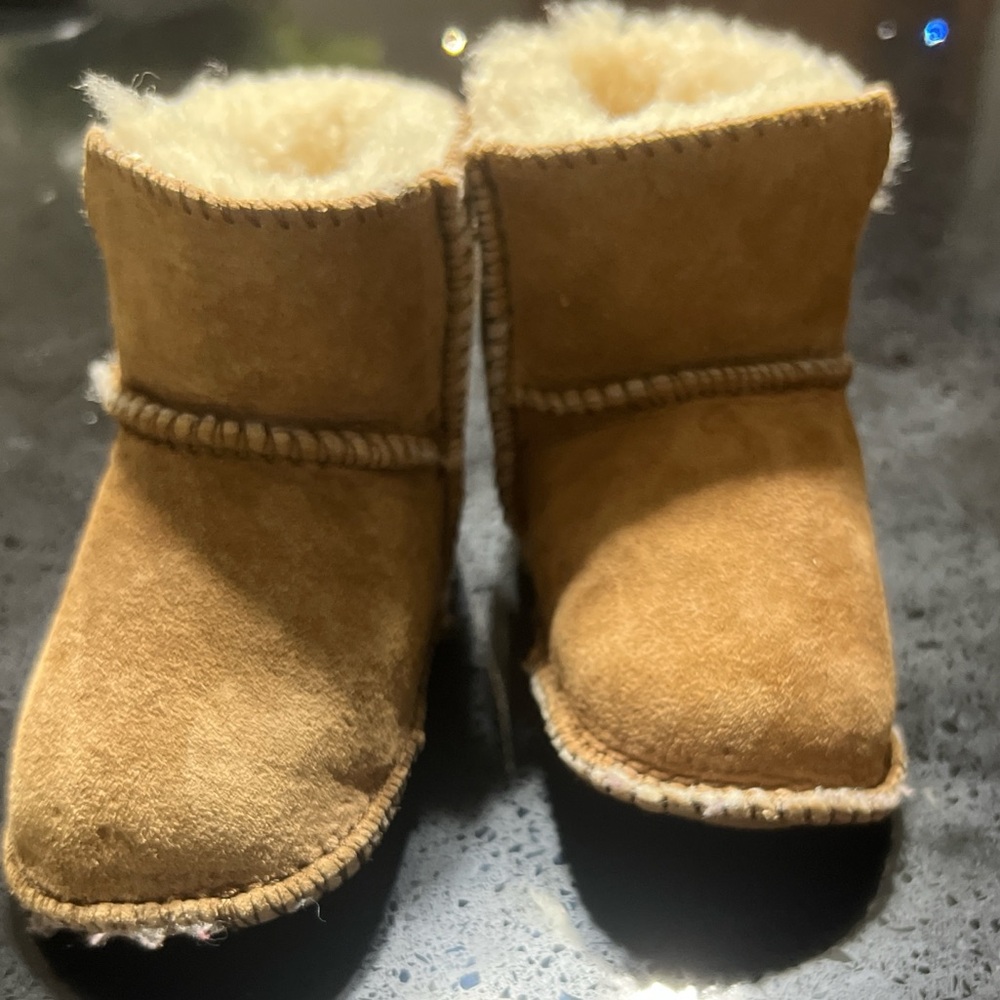 Ugg